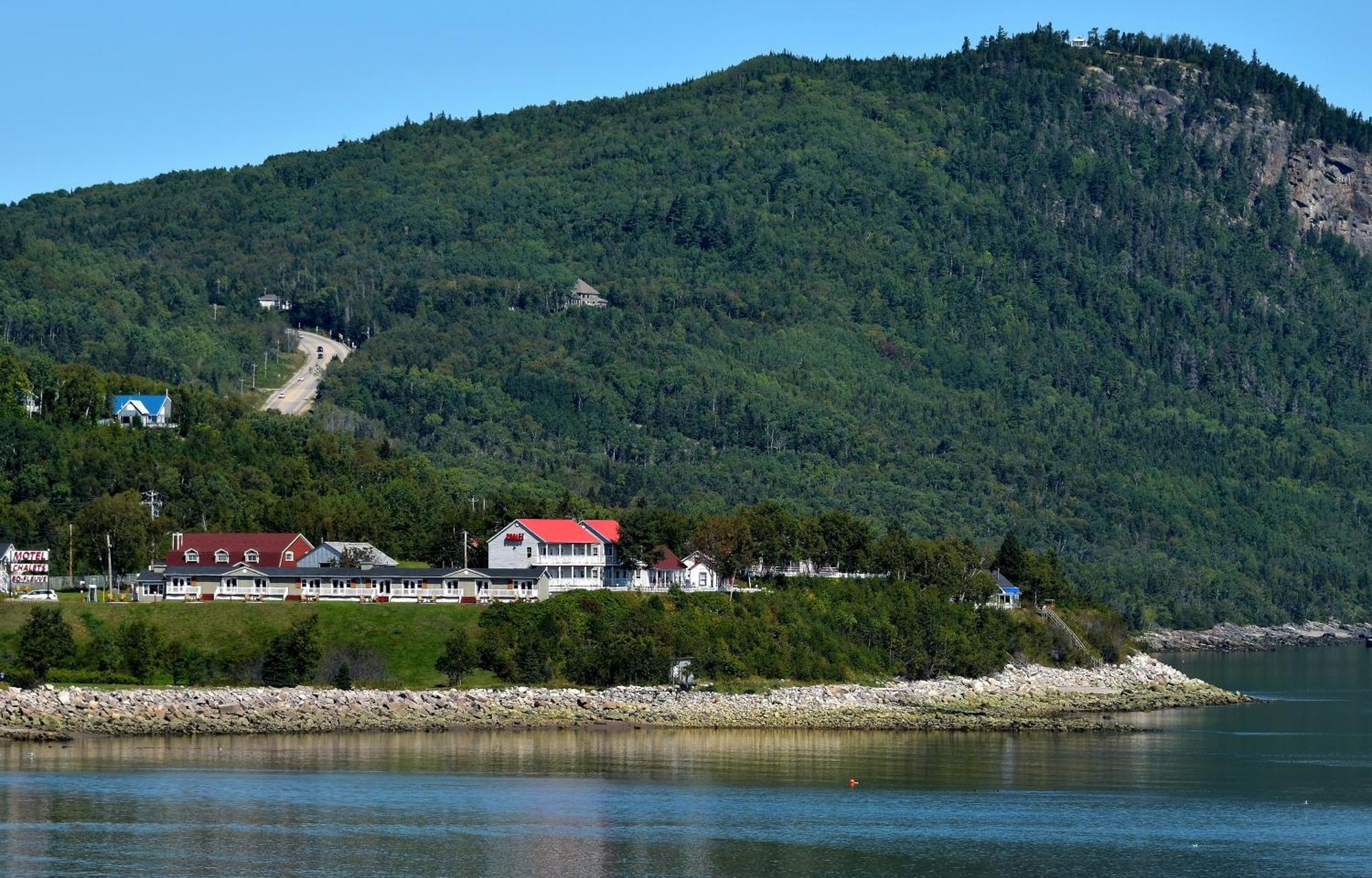 Motel Et Chalets Bo-Fleuve Evangeline Saint-Siméon Δωμάτιο φωτογραφία
