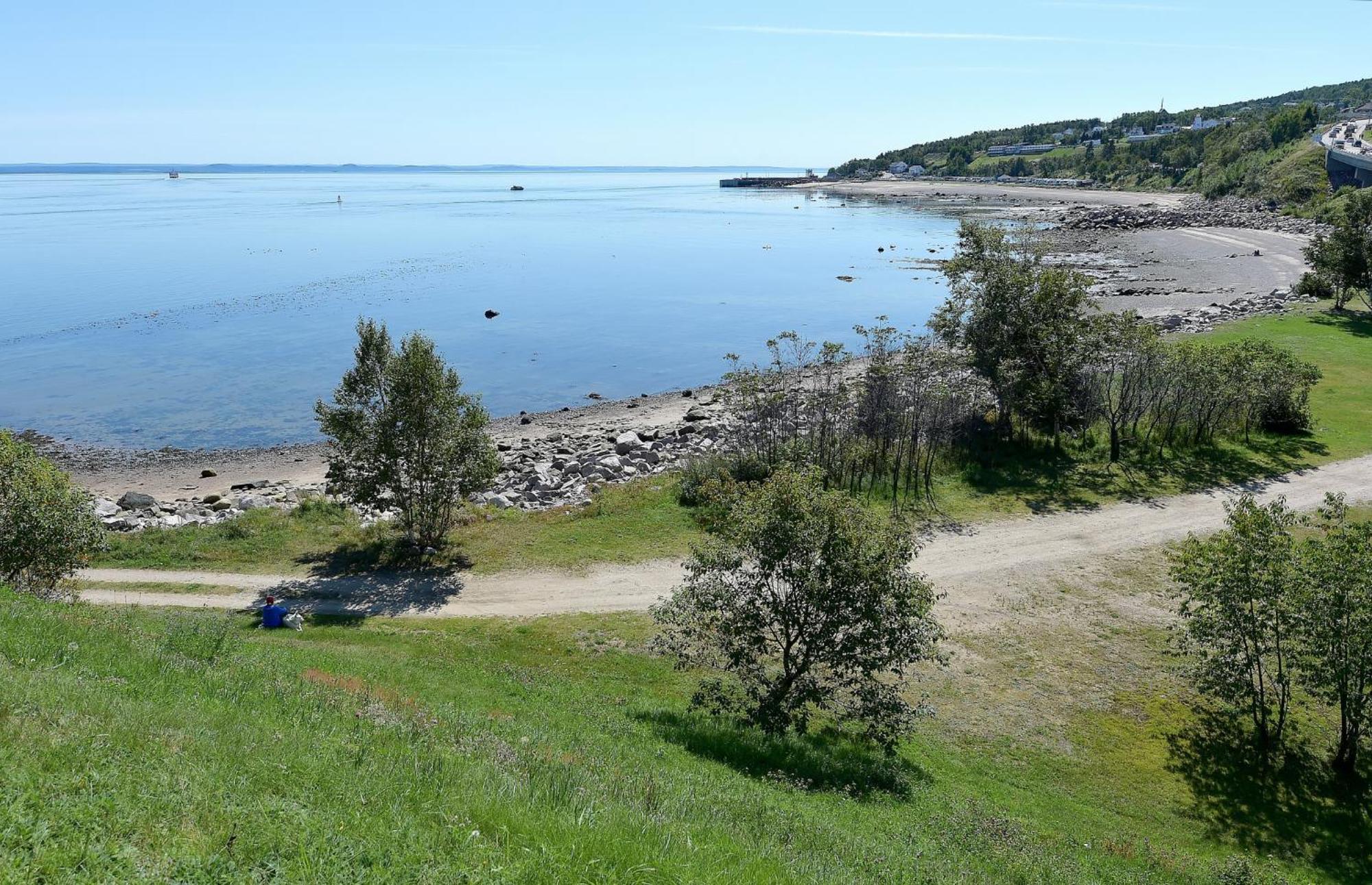 Motel Et Chalets Bo-Fleuve Evangeline Saint-Siméon Δωμάτιο φωτογραφία